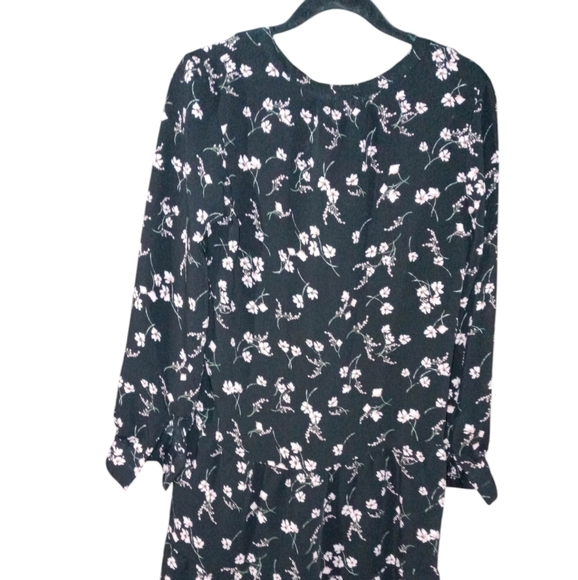 Time and Tru Dress Size small - Picture 2 of 8